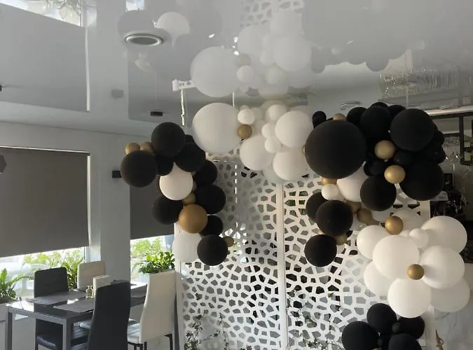 Хостел De Helene