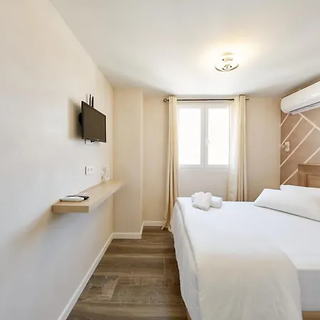 De Helene 旅馆 阿利坎特