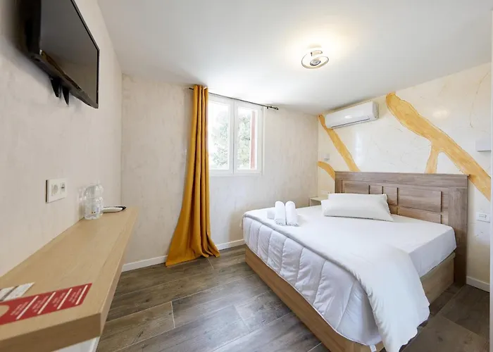 Hostel De Helene *